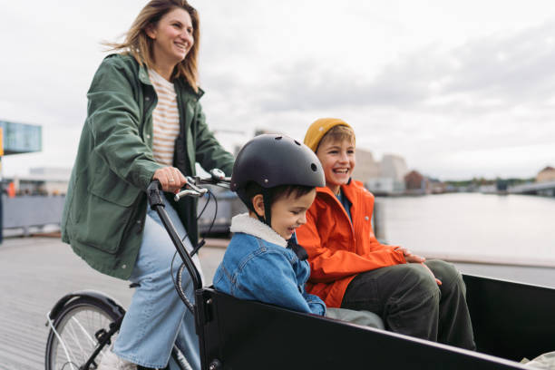 istock Cargo bike ride with our mom 1433642174