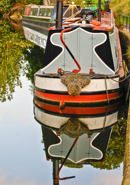 istock Traditional river barges converted to holday accommodation on Avon River 1433643392