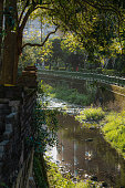 kleiner-bach-am-park.jpg?b=1&s=170x170&k=20&c=d5fi1KXj9CueSy50WS2C4qtdn0yMKoY4NgbMuswemHo=