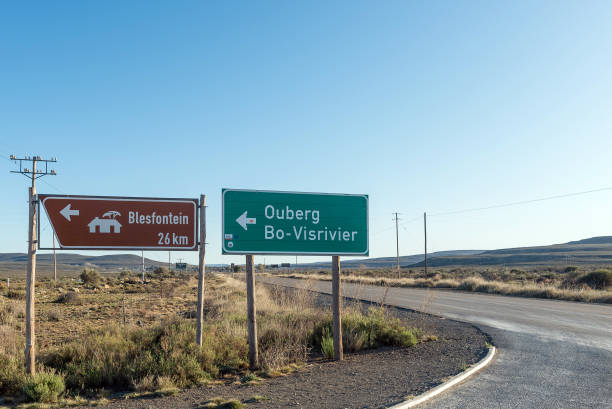 istock Directional signs at turn off from R354 to Ouberg Pass 1433763211