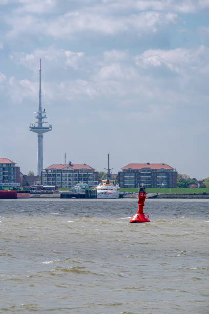 widok na cuxhaven z wody - north sea audio zdjęcia i obrazy z banku zdjęć