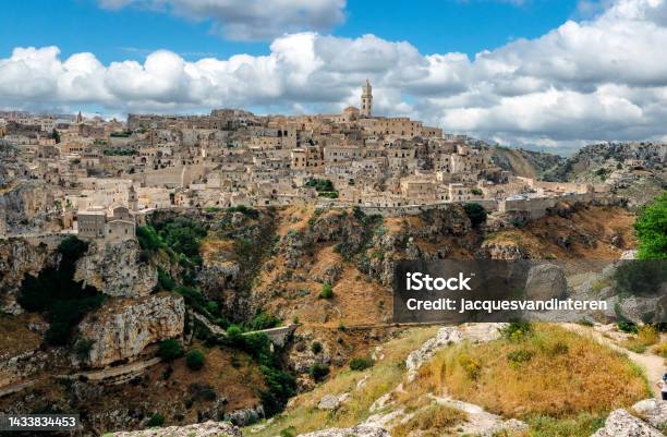 An Overview Of The Cave City Of Matera Stock Photo - Download Image Now