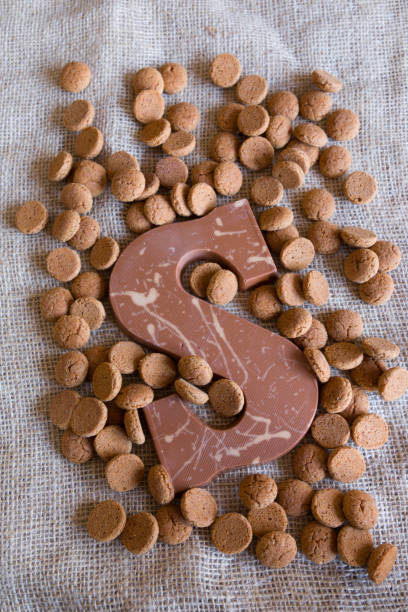 istock Dutch Sinterklaas tradition: A chocolate letter and candy called Pepernoten. 1433845285