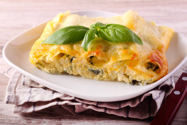 istock Cheese and spinach cannelloni gratin 1433872718