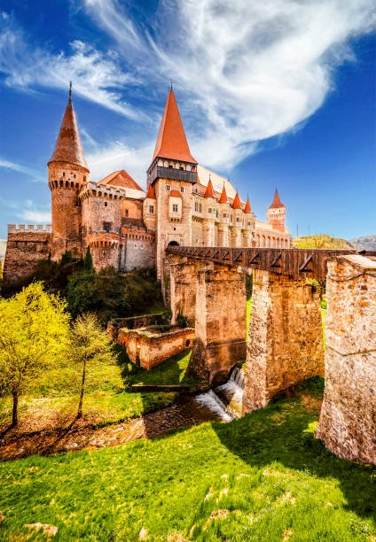 Corvin Castle with wooden bridge, Hunedoara, Hunyad Castle,  Transylvania, Romania, Europe. Corvin Castle with wooden bridge, Hunedoara, Hunyad Castle,  Transylvania, Romania, Europe. hunyad castle stock pictures, royalty-free photos & images