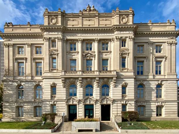 istock Historic Polk county Iowa Courthouse 1434182603
