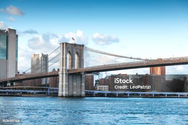 Renewed Brooklyn Bridge Shine Bright After Cleaning Stock Photo - Download Image Now