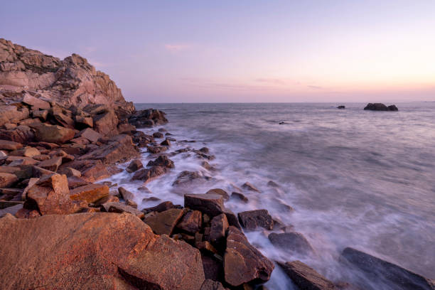 Fujian Province Slow Door Shoots Seaside Rocks