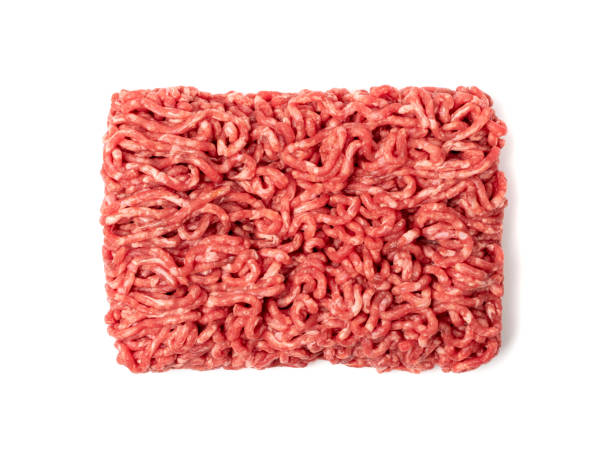 mince meat, ground beef, uncooked mincemeat isolated - meat grinder ground beef meat imagens e fotografias de stock