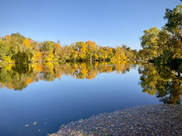 istock Lake view in autumn 1434439724