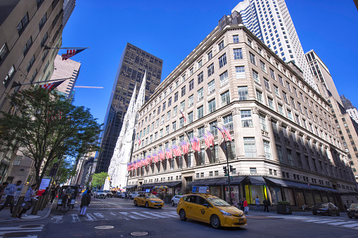 Manhattan, New York. October 08, 2020. The Apple store on fifth avenue.