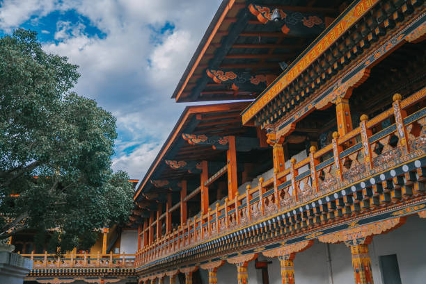 Punakha Dzong, old monastery and Landmark of Bhutan Punakha Dzong, old monastery and Landmark of Bhutan bhutanese culture photos stock pictures, royalty-free photos & images