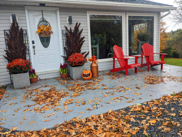 istock Autumn Front Entrance Door Decor 1434788986