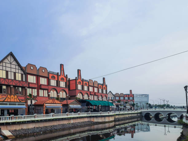 istock A canal in front of buildings 1434889719