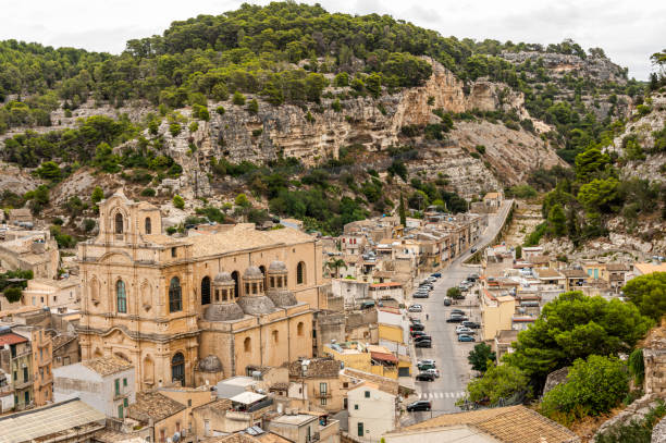 vista aérea del santuario de scicli - scicli fotografías e imágenes de stock