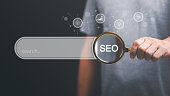 seo-konzepte-optimierungsanalyse-tool-suchmaschinen-rankings-social-media-websites-die-auf.jpg?b=1&s=170x170&k=20&c=kBv0kiTYqT_l2oDcAHjm7z-3rxJnHZ04RuZ-sudwcqY=
