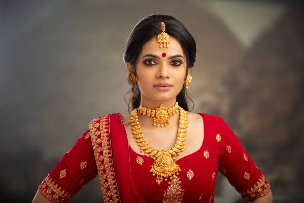 istock Pretty Indian young Hindu Bride portrait 1435010786