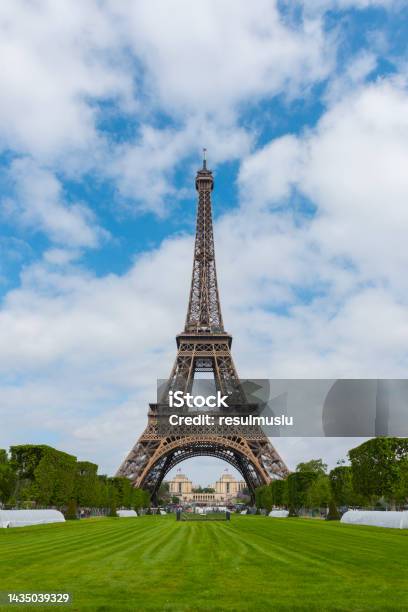 หอไอเฟลในปารีส ฝรั่งเศส ภาพสต็อก - ดาวน์โหลดรูปภาพตอนนี้ - กลางคืน, กลางแจ้ง - การตั้งค่า, การถ่ายภาพ - ภาพ