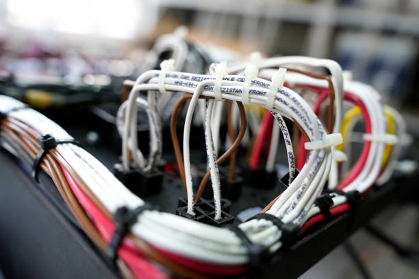 istock oto elektrik 1435047299