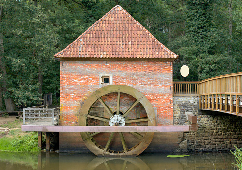 A gem in the Ostetal, the old water mill Eitzmühlen which was first mentioned around 1300. In 1941 it was severely damaged by ice and had to stop operations.