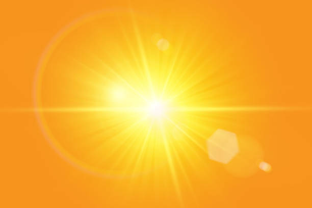 ilustraciones, imágenes clip art, dibujos animados e iconos de stock de sol cálido sobre fondo amarillo. leto.bliki rayos solares.-claro fondo amarillo. - blinding