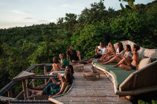 istock Friends enjoy watching the sunset 1435182856
