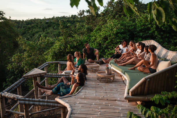 istock Friends enjoy watching the sunset 1435182858