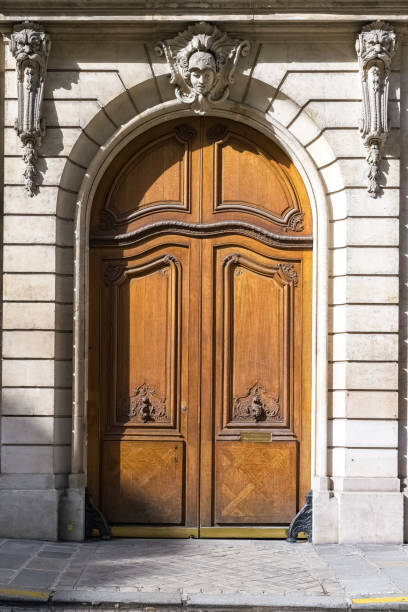 istock Paris, an ancient sculpted door 1435207794