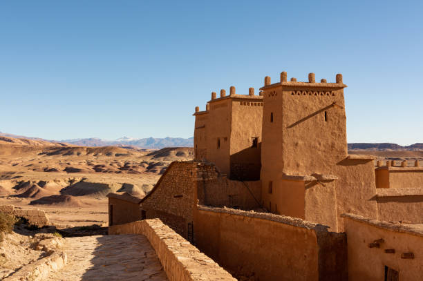 Ait Benhaddou - in the footsteps of the filmmakers Ait Benhaddou - a place where scenes for popular movies were filmed ait benhaddou stock pictures, royalty-free photos & images