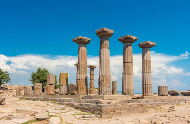 rovine del tempio di atena. - ayvacık foto e immagini stock