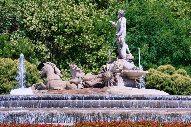 istock Neptune Fountain 1435276660