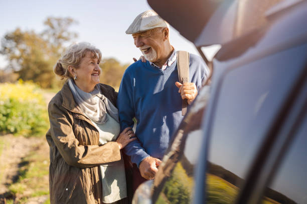 istock Senior couple on a road trip 1435280618