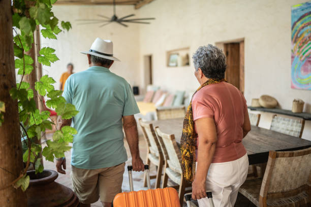 istock Senior couple arriving to lodging 1435291472