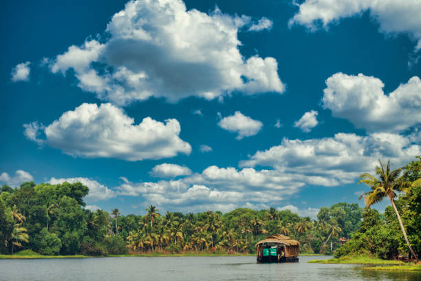 istock Kerala backwaters houseboat trip 1435366667