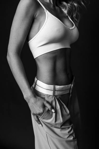 istock Beautiful sport woman 1435378745