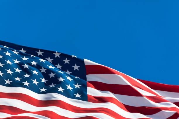 американский флаг крупным планом - star spangled banner стоковые фото и изображения