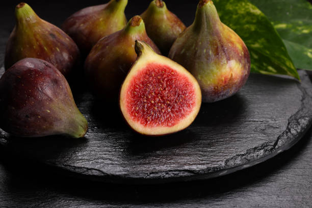 Figs Figs a healthy fruit fig tree stock pictures, royalty-free photos & images
