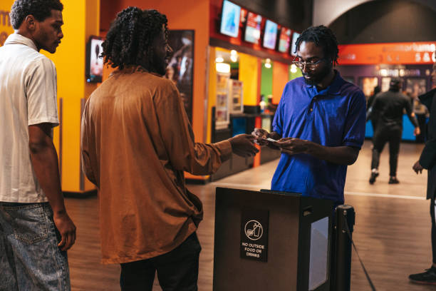 istock People entering the cinema 1435616035