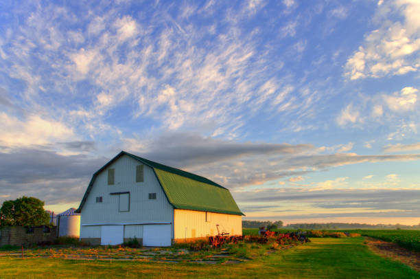 istock Old Barn in early morning-Howard County, Indiana 1435652038