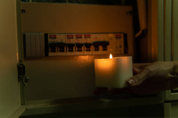 istock Circuit shutdown europe dark technology residual checking electricity measure, from, room ukraine 1435882392
