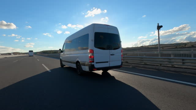 Mini Van Service - 4K Resolution