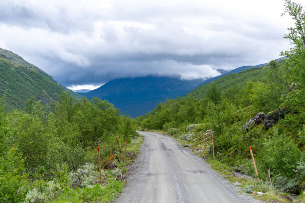 istock mountainroad in Norway 1435955796