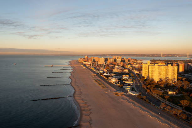 istock Coney Island Sunrise 1435970406