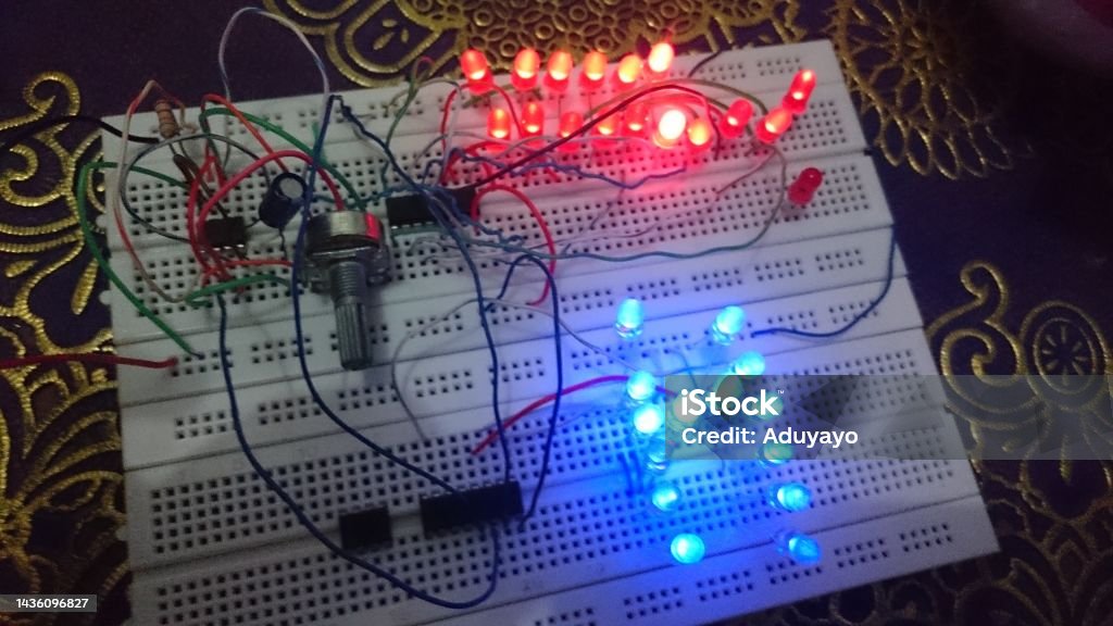 Eectronics Led Led Light Project Breadboard Electronic Module Stock Photo - Download ...