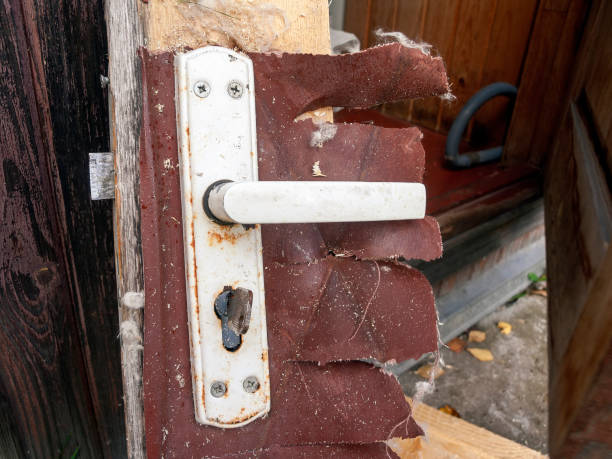 istock damage entrance door 1436131882