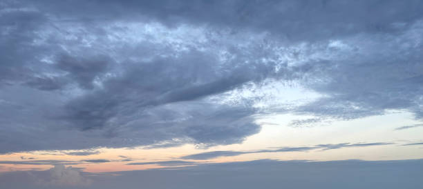istock Early morning Florida sky 1436236387