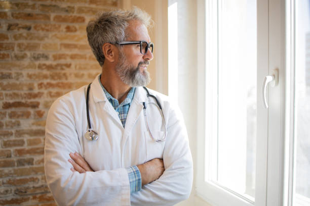 istock Senior doctor 1436243999