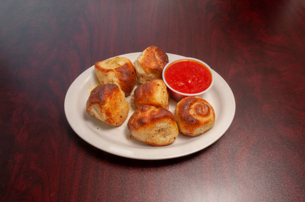istock Delicious garlic knots 1436273712