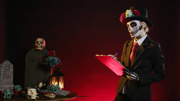 istock Creepy horror woman taking notes on clipboard papers 1436323406