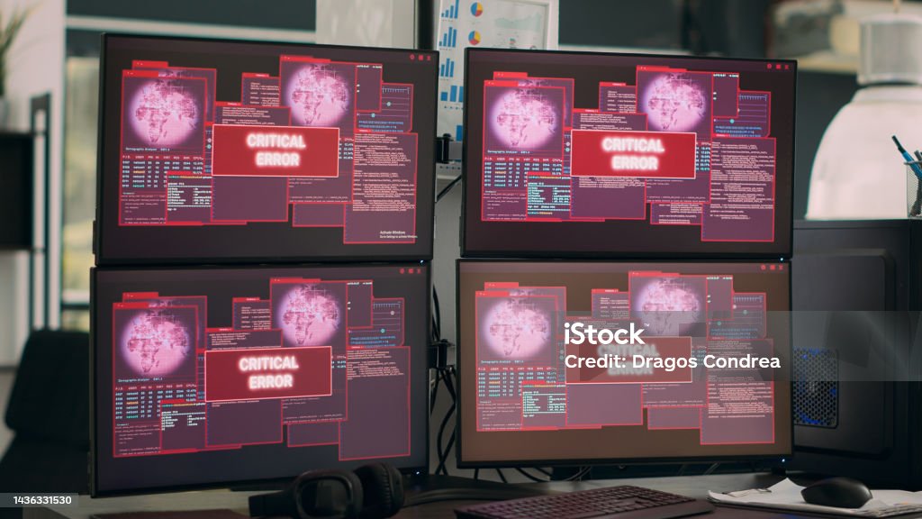 Best Error Message Display It Office Displaying Critical Error Message Flashing On Screen Stock ...